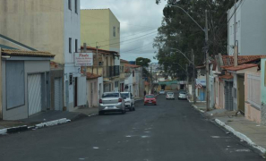 Indicação Parlamentar | Bibia sugere “pintura de meio-fio” nas vias recém-asfaltas em Vitória da Conquista